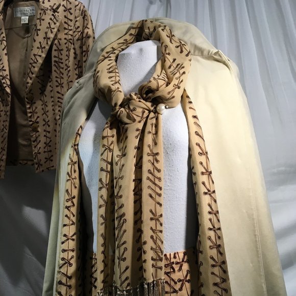Coat, Skirt Suit and Scarf Ensemble (sz 6/8)